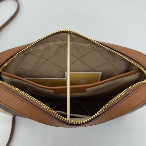 Michael Kors Large EW Crossbody Bag Brown - Picture 10 of 11